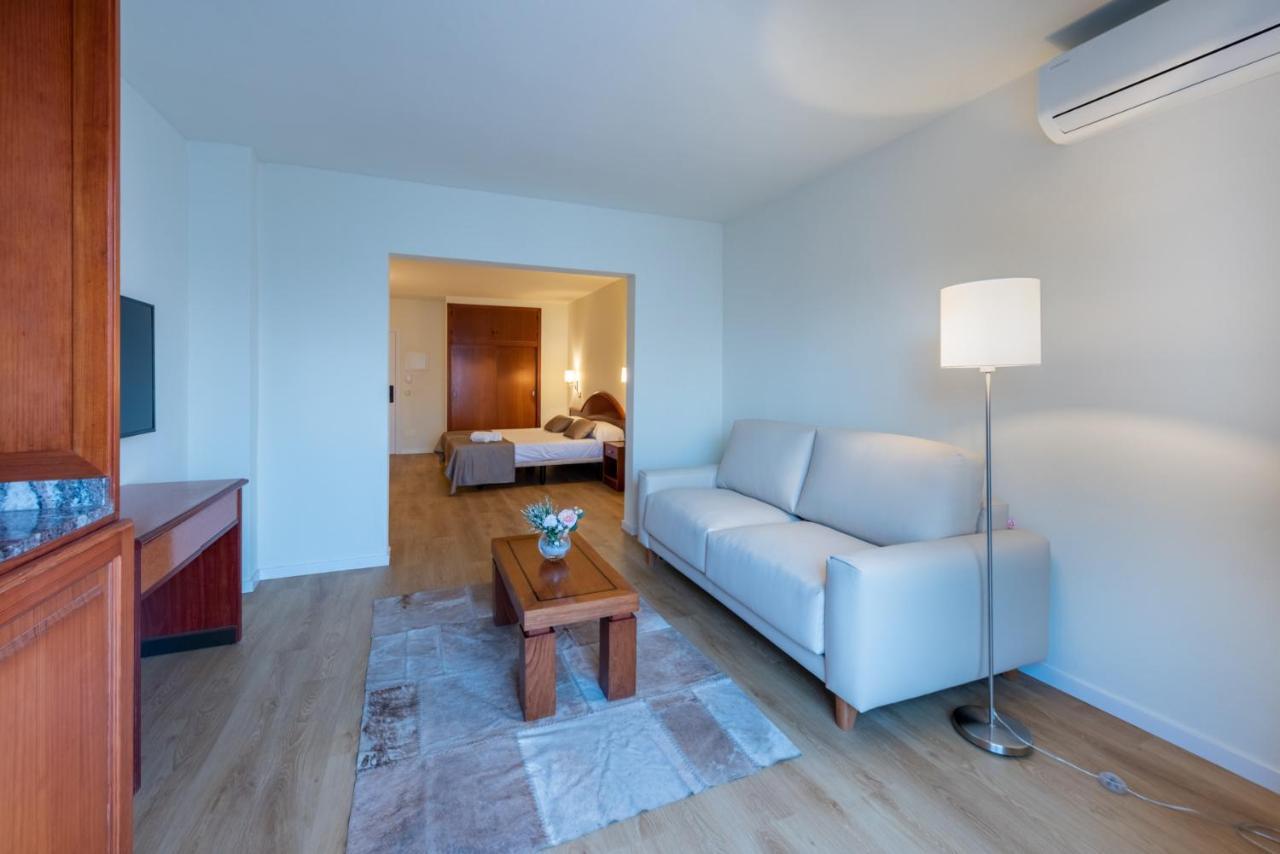 Iroco Hostal Cala d'Or  Exterior photo